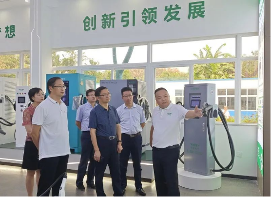 【領(lǐng)導(dǎo)關(guān)懷】自貢市政協(xié)副主席楊玉康率隊蒞臨沃輪電氣調(diào)研指導(dǎo)工作