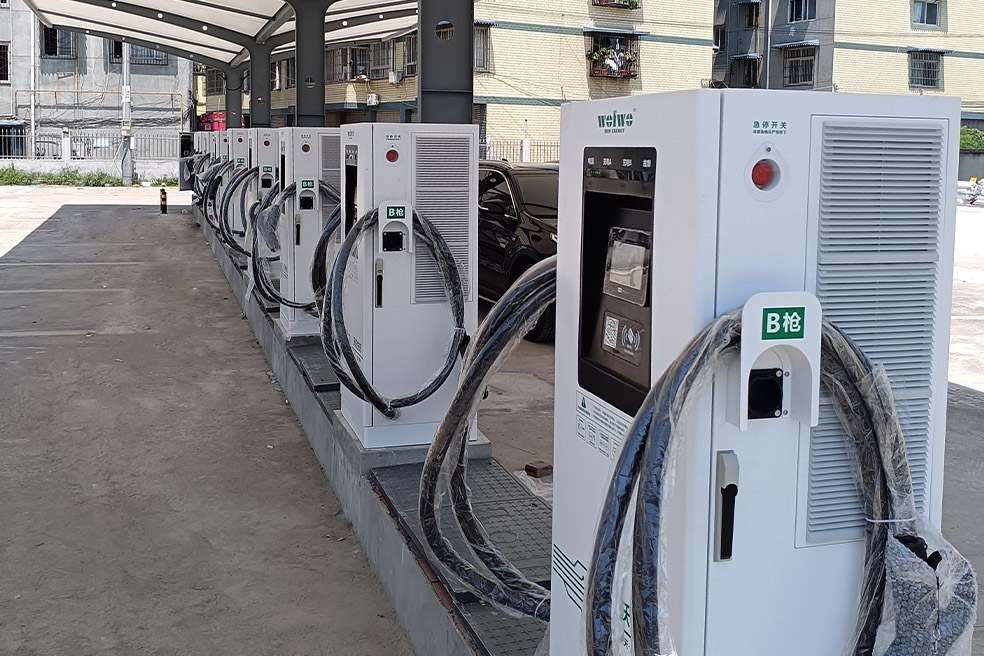 團(tuán)三路駕校