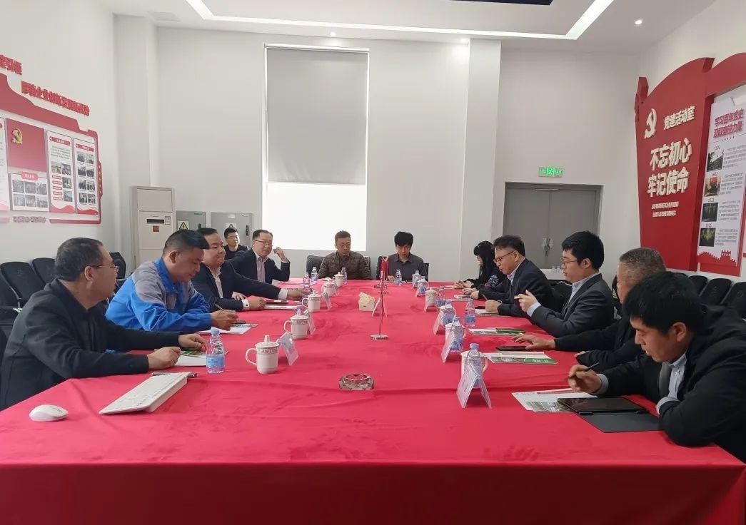 【行業(yè)交流】中國(guó)建筑西南設(shè)計(jì)研究院、四川省新能  源產(chǎn)業(yè)促進(jìn)會(huì)、四川中電啟明星信息技術(shù)有限公司等 專家組一行蒞臨沃輪電氣考察交流