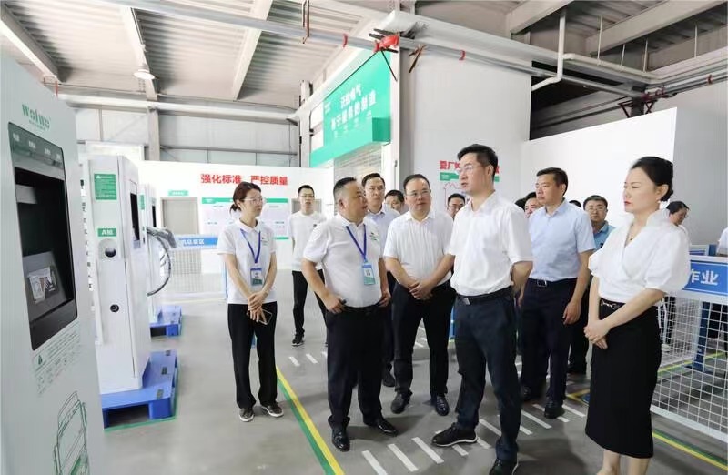 自貢市委副書(shū)記、市長(zhǎng)曾洪揚(yáng)一行蒞臨沃輪電氣調(diào)研指導(dǎo)工作